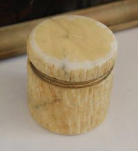 Load image into Gallery viewer, Vintage Yellow Alabaster Jar
