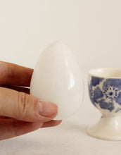 Load image into Gallery viewer, VTG Egg Cup &amp; Egg Set
