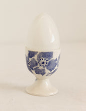 Load image into Gallery viewer, VTG Egg Cup &amp; Egg Set
