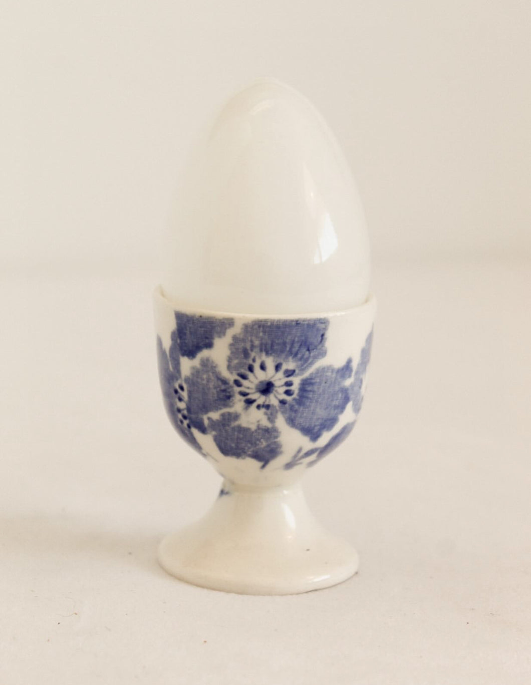 VTG Egg Cup & Egg Set