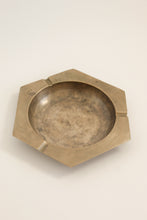 Load image into Gallery viewer, Solid Brass Ash Tray
