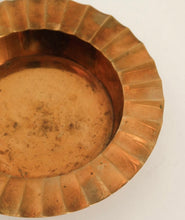 Load image into Gallery viewer, Solid Brass Ash Tray

