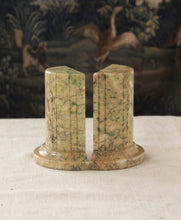Load image into Gallery viewer, Vintage Italian Alabaster Bookends
