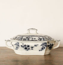 Load image into Gallery viewer, Antique Ridgways Tureen
