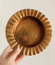 Load image into Gallery viewer, Solid Brass Ash Tray
