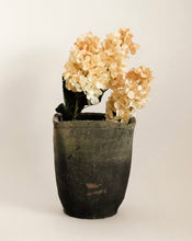 Load image into Gallery viewer, Large Primitive Vase
