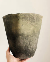 Load image into Gallery viewer, Large Primitive Vase
