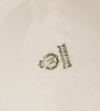 Load image into Gallery viewer, Vintage Bavaria Strawflower Tureen
