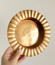 Load image into Gallery viewer, Solid Brass Ash Tray
