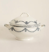 Load image into Gallery viewer, Antique English Tureen

