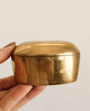 Load image into Gallery viewer, Vintage Solid Brass Box
